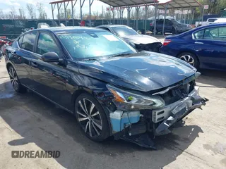 2020 Nissan Altima SR z VIN 1N4BL4CV8LC131281, wystawiony jako IAAI lot #41905436 z przebiegiem 112 666 mil mil oraz . Historia ofert i sprzedaży dostępna na DreamBid. Obrazek 1.