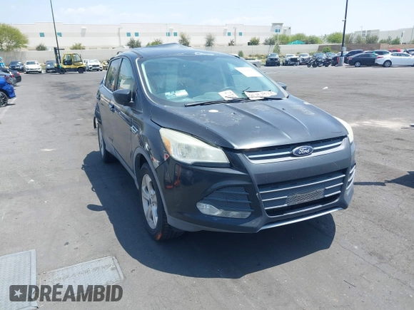 2013 Ford Escape SE z VIN 1FMCU9G91DUD55697, wystawiony jako IAAI lot #42184822 z przebiegiem 139 594 mil mil oraz . Historia ofert i sprzedaży dostępna na DreamBid. Obrazek 1.