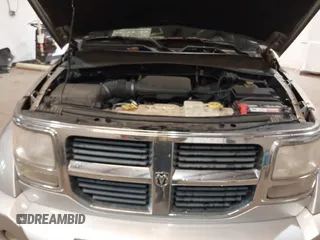 2007 Dodge Nitro SLT z VIN 1D8GU58K97W616455, wystawiony jako IAAI lot #41229813 z przebiegiem 199 421 mil mil oraz . Historia ofert i sprzedaży dostępna na DreamBid. Obrazek 10.