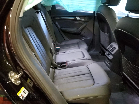 2020 Audi Q5 Premium Plus with VIN WA1BNAFY8L2037507, listed as a Copart auction lot 64970992 with 33,525 mi miles. Bid and sale history available at carsss.com. Image 6.