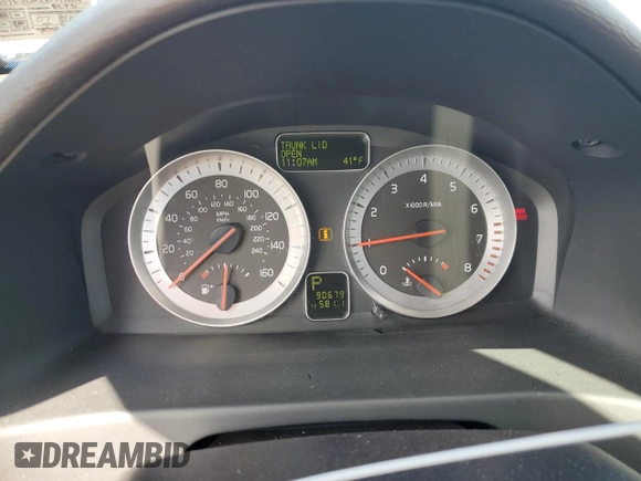 2012 Volvo C70 T5 with VIN YV1672MC8CJ126119, listed as a Copart auction lot 51306075 with 90,679 mi miles and Salvage Title. Bid and sale history available at carsss.com. Image 9.