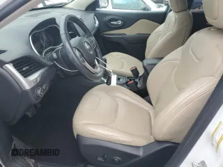 2017 Jeep Cherokee Limited z VIN 1C4PJMDS1HW562853, wystawiony jako Copart lot #64462865 z przebiegiem 81 729 mil mil oraz Szkoda całkowita • Salvage title. Historia ofert i sprzedaży dostępna na DreamBid. Obrazek 7.