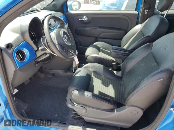 2016 FIAT 500 Sport z VIN 3C3CFFBR2GT145021, wystawiony jako Copart lot #58583265 z przebiegiem 58 424 mil mil oraz Szkoda całkowita • Salvage title. Historia ofert i sprzedaży dostępna na DreamBid. Obrazek 7.