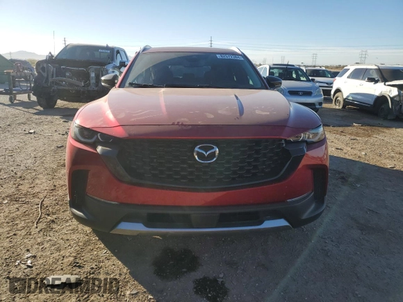 2023 Mazda CX-50 Premium z VIN 7MMVABDY5PN127077, wystawiony jako Copart lot #82572384 z przebiegiem 34 977 mil mil oraz Szkoda całkowita • Salvage title. Historia ofert i sprzedaży dostępna na DreamBid. Obrazek 5.
