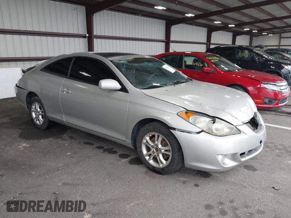 2004 Toyota Solara SE with VIN 4T1CE38PX4U912100, listed as a IAAI auction lot 42084425 with 200,705 mi miles. Bid and sale history available at carsss.com. Image 1.