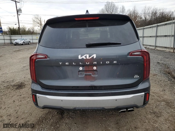 2024 Kia Telluride S with VIN 5XYP6DGC8RG535007, listed as a Copart auction lot 46884545 with 7,431 mi miles and Salvage Title. Bid and sale history available at carsss.com. Image 6.