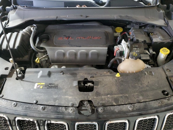 2018 Jeep Compass Latitude with VIN 3C4NJDBB5JT238214, listed as a Copart auction lot 52387725 with 61,325 mi miles and Salvage Title. Bid and sale history available at DreamBid. Image 11.