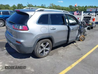 2019 Jeep Cherokee Limited with VIN 1C4PJMDX1KD166355, listed as a IAAI auction lot 42331014 with 151,245 mi miles and . Bid and sale history available at DreamBid. Image 4.