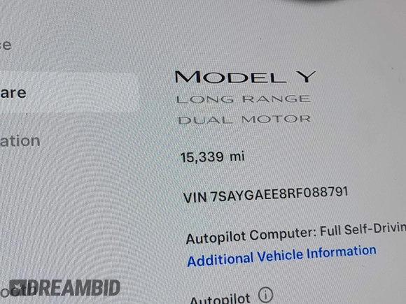 2024 Tesla Model Y Long Range z VIN 7SAYGAEE8RF088791, wystawiony jako IAAI lot #42185399 z przebiegiem 15 339 mil mil oraz . Historia ofert i sprzedaży dostępna na DreamBid. Obrazek 15.
