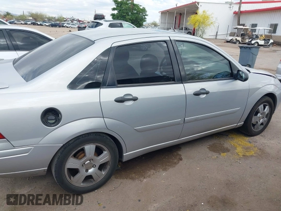 2003 Ford Focus ZTS with VIN 1FAFP38343W294841, listed as a IAAI auction lot 42040502 with 187,242 mi miles and . Bid and sale history available at carsss.com. Image 14.
