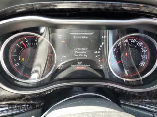 2021 Dodge Challenger R/T Scat Pack z VIN 2C3CDZFJ2MH591198, wystawiony jako Copart lot #54049505 z przebiegiem 50 282 mil mil oraz Szkoda całkowita • Salvage title. Historia ofert i sprzedaży dostępna na DreamBid. Obrazek 9.