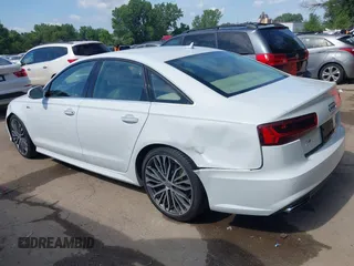 2017 Audi A6 Prestige с VIN WAUH2AFC2HN123427, выставлен на аукционе IAAI как лот 42438025 с пробегом 71 895 миль миль и . История ставок и продаж доступна на DreamBid. Изображение 3.