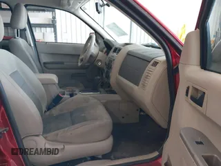 2008 Ford Escape XLT with VIN 1FMCU03198KE82341, listed as a IAAI auction lot 42573165 with 133,620 mi miles and . Bid and sale history available at DreamBid. Image 5.