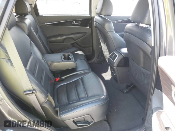 2019 Kia Sorento EX V6 with VIN 5XYPH4A55KG457294, listed as a IAAI auction lot 41641756 with 104,388 mi miles. Bid and sale history available at carsss.com. Image 8.
