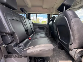 2020 Ford Transit Connect XL z VIN NM0GS9E25L1479065, wystawiony jako Copart lot #58042755 z przebiegiem 68 069 mil mil oraz Czysty tytuł • Clean title. Historia ofert i sprzedaży dostępna na DreamBid. Obrazek 6.