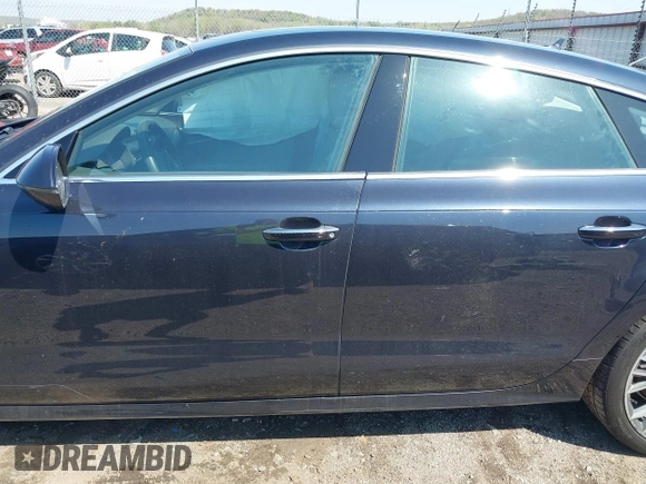 2017 Audi A7 Prestige with VIN WAU22AFC5HN097458, listed as a IAAI auction lot 41977575 with 60,373 mi miles. Bid and sale history available at carsss.com. Image 14.
