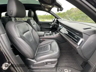 2021 Audi Q7 Premium Plus with VIN WA1LJAF70MD013666, listed as a Copart auction lot 57488155 with 85,068 mi miles and Clean title. Bid and sale history available at DreamBid. Image 5.