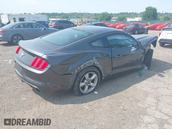 2016 Ford Mustang V6 z VIN 1FA6P8AM7G5320991, wystawiony jako IAAI lot #42405138 z przebiegiem Nie podano mil oraz . Historia ofert i sprzedaży dostępna na DreamBid. Obrazek 4.