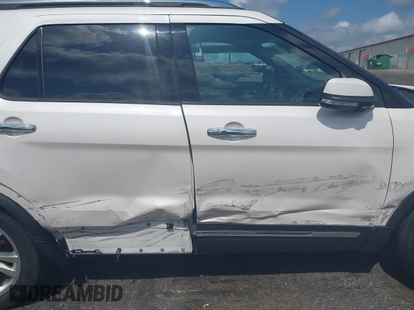 2019 Ford Explorer Limited with VIN 1FM5K7FH9KGB51608, listed as a IAAI auction lot 42658075 with 91,593 mi miles and . Bid and sale history available at DreamBid. Image 14.