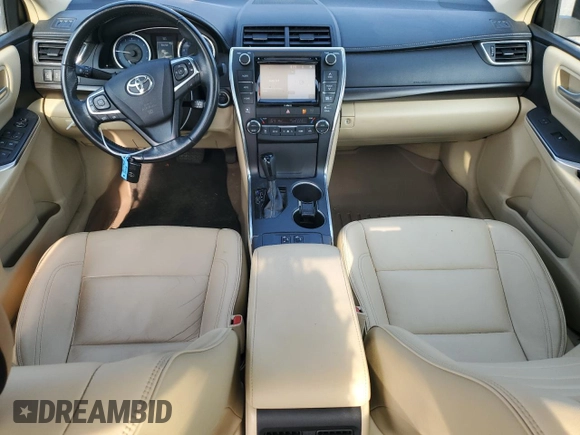 2017 Toyota Camry XLE z VIN 4T1BF1FK9HU625972, wystawiony jako Copart lot #59973965 z przebiegiem 63 630 mil mil oraz Szkoda całkowita • Salvage title. Historia ofert i sprzedaży dostępna na DreamBid. Obrazek 8.