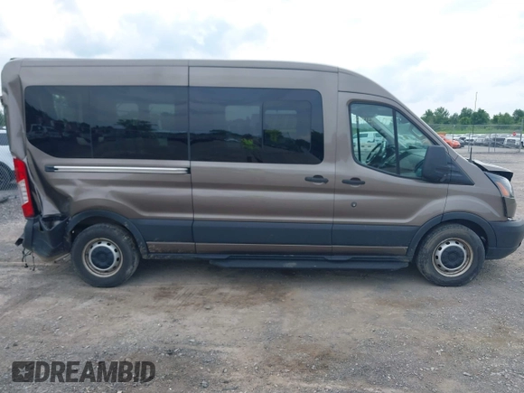 2019 Ford Transit Passenger XL with VIN 1FBAX2CM9KKA43841, listed as a IAAI auction lot 39914010 with 62,032 mi miles. Bid and sale history available at carsss.com. Image 13.