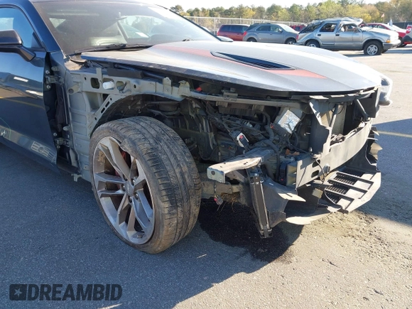 2017 Chevrolet Camaro 2SS с VIN 1G1FH1R78H0104538, выставлен на аукционе IAAI как лот 41870474 с пробегом 119 955 миль миль и . История ставок и продаж доступна на DreamBid. Изображение 18.