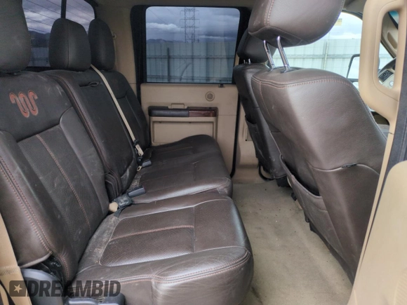 2015 Ford F-250 Lariat z VIN 1FT7W2BTXFEC34304, wystawiony jako Copart lot #55057775 z przebiegiem 128 368 mil mil oraz Szkoda całkowita • Salvage title. Historia ofert i sprzedaży dostępna na DreamBid. Obrazek 10.