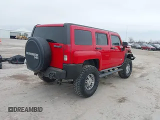 2007 Hummer H3 SUV with VIN 5GTDN13E778150501, listed as a IAAI auction lot 41435427 with 181,185 mi miles. Bid and sale history available at carsss.com. Image 4.
