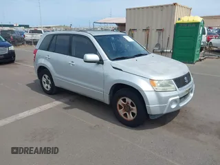 2006 Suzuki Grand Vitara z VIN JS3TE941764102811, wystawiony jako IAAI lot #42140166 z przebiegiem 62 880 mil mil oraz . Historia ofert i sprzedaży dostępna na DreamBid. Obrazek 1.