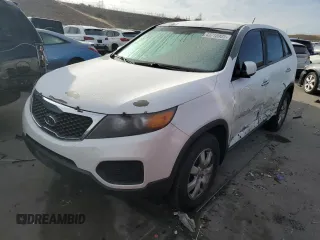 2013 Kia Sorento LX with VIN 5XYKTCA66DG423668, listed as a Copart auction lot 43718905 with 201,892 mi miles and Salvage title. Bid and sale history available at DreamBid. Image 1.