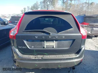 2012 Volvo XC60 3.2L with VIN YV4952DL8C2291037, listed as a IAAI auction lot 41683215 with 170,000 mi miles. Bid and sale history available at carsss.com. Image 16.