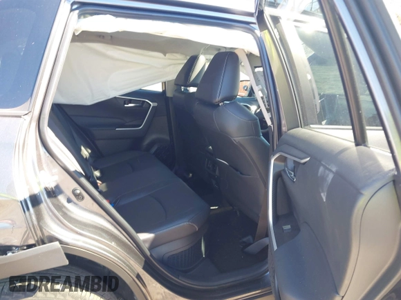 2024 Toyota RAV4 Hybrid XLE Premium with VIN 4T3B6RFV9RU161308, listed as a IAAI auction lot 41587148 with 8,952 mi miles. Bid and sale history available at carsss.com. Image 8.
