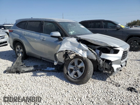 2021 Toyota Highlander L with VIN 5TDZZRAH2MS515896, listed as a Copart auction lot 49450015 with 57,639 mi miles and Salvage title. Bid and sale history available at DreamBid. Image 4.