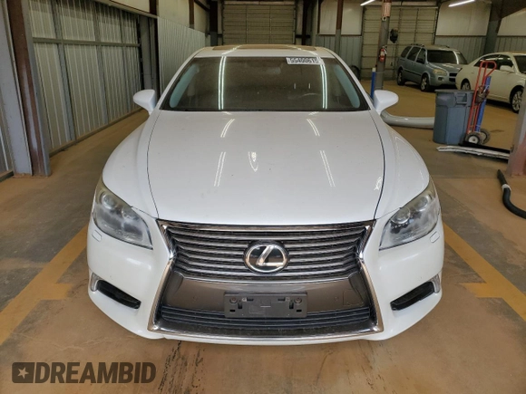 2013 Lexus LS 460 с VIN JTHCL5EFXD5017765, выставлен на аукционе Copart как лот 55400615 с пробегом 144 164 миль миль и Списание • Salvage title. История ставок и продаж доступна на DreamBid. Изображение 5.