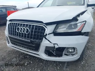 2017 Audi Q5 Premium Plus z VIN WA1L2AFP3HA006778, wystawiony jako IAAI lot #42198412 z przebiegiem 187 124 mil mil oraz . Historia ofert i sprzedaży dostępna na DreamBid. Obrazek 6.