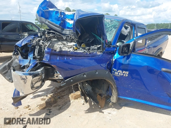 2019 Ram 1500 Tradesman z VIN 1C6RR6FG0KS712690, wystawiony jako IAAI lot #42227307 z przebiegiem Nie podano mil oraz . Historia ofert i sprzedaży dostępna na DreamBid. Obrazek 17.