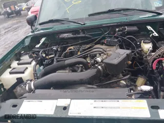 2000 Ford Ranger XL with VIN 1FTZR15VXYPB53348, listed as a IAAI auction lot 42006759 with 175,521 mi miles. Bid and sale history available at carsss.com. Image 10.