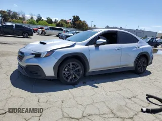 2022 Subaru WRX z VIN JF1VBAB64N8018149, wystawiony jako Copart lot #56305395 z przebiegiem 26 862 mil mil oraz Szkoda całkowita • Salvage title. Historia ofert i sprzedaży dostępna na DreamBid. Obrazek 1.