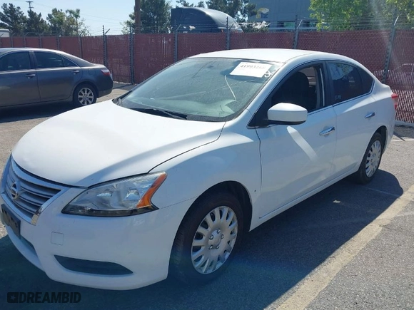 2015 Nissan Sentra S with VIN 3N1AB7AP8FY282909, listed as a IAAI auction lot 41993268 with 82,098 mi miles. Bid and sale history available at carsss.com. Image 2.