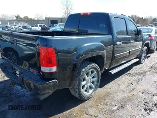 2013 GMC Sierra 1500 Denali z VIN 3GTP2XE24DG337445, wystawiony jako IAAI lot #41666850 z przebiegiem 177 092 mil mil oraz . Historia ofert i sprzedaży dostępna na DreamBid. Obrazek 4.