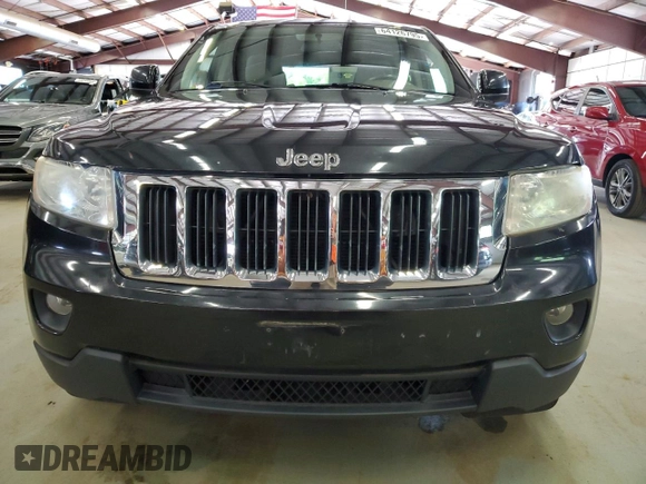2011 Jeep Grand Cherokee Laredo with VIN 1J4RR4GG9BC521723, listed as a Copart auction lot 64126795 with 198,145 mi miles and Clean title. Bid and sale history available at DreamBid. Image 5.