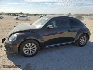 2019 Volkswagen Beetle S with VIN 3VWFD7AT6KM710887, listed as a Copart auction lot 82988474 with 0 mi miles and Salvage Title. Bid and sale history available at carsss.com. Image 1.