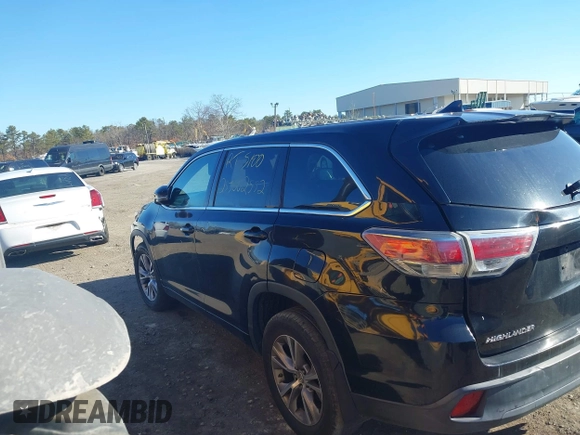 2014 Toyota Highlander LE z VIN 5TDBKRFH4ES034791, wystawiony jako IAAI lot #41770914 z przebiegiem Nie podano mil oraz . Historia ofert i sprzedaży dostępna na DreamBid. Obrazek 14.