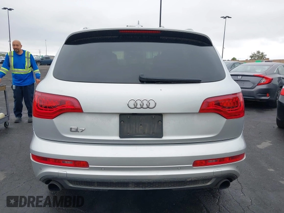 2013 Audi Q7 S line Prestige с VIN WA1DGAFE1DD002015, выставлен на аукционе IAAI как лот 42171470 с пробегом 165 026 миль миль и . История ставок и продаж доступна на DreamBid. Изображение 16.