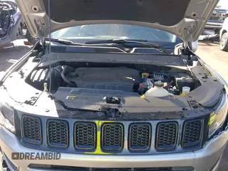 2018 Jeep Compass Latitude with VIN 3C4NJDBB6JT299247, listed as a IAAI auction lot 41591106 with 48,685 mi miles. Bid and sale history available at carsss.com. Image 10.