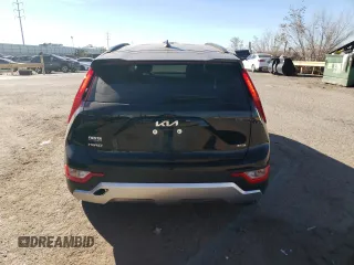 2023 Kia Niro LX with VIN KNDCP3LE7P5089130, listed as a Copart auction lot 82448724 with 15,793 mi miles and Salvage Title. Bid and sale history available at carsss.com. Image 6.
