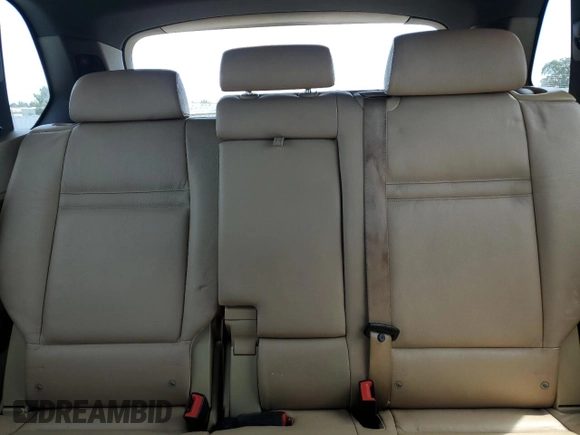 2007 BMW X5 4.8i z VIN 4USFE83537LY64075, wystawiony jako Copart lot #56922745 z przebiegiem 121 828 mil mil oraz Czysty tytuł • Clean title. Historia ofert i sprzedaży dostępna na DreamBid. Obrazek 10.