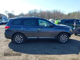 2014 Nissan Pathfinder SL z VIN 5N1AR2MM2EC701997, wystawiony jako IAAI lot #41984553 z przebiegiem 115 270 mil mil oraz . Historia ofert i sprzedaży dostępna na DreamBid. Obrazek 13.