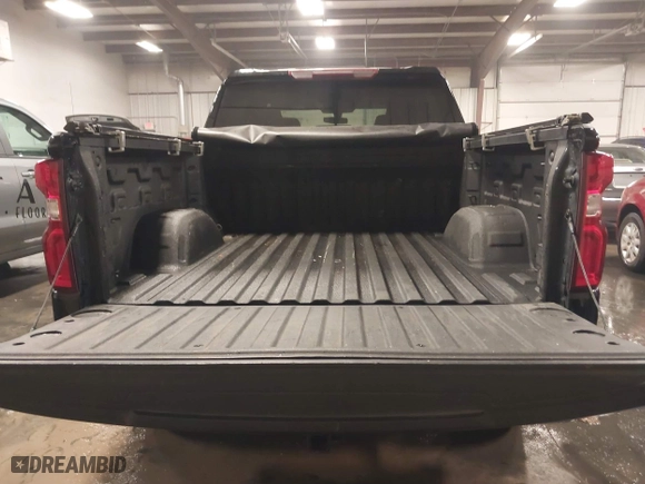 2021 Chevrolet Silverado 1500 Custom with VIN 1GCPYBEK0MZ301074, listed as a IAAI auction lot 40954540 with 40,785 mi miles. Bid and sale history available at carsss.com. Image 12.