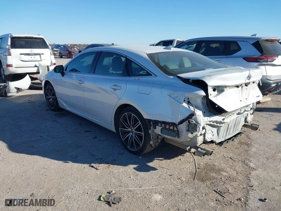 2019 Toyota Avalon XLE with VIN 4T1BZ1FB2KU008198, listed as a IAAI auction lot 41144894 with 90,477 mi miles. Bid and sale history available at carsss.com. Image 3.